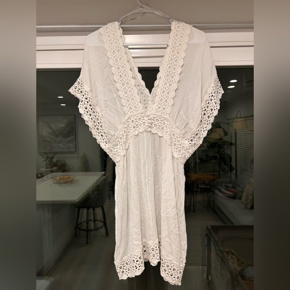 Blue Island White Eyelet Dress/Top (Size S)